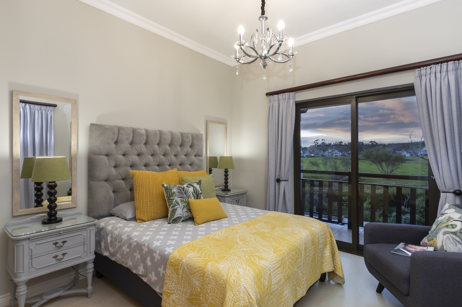 5 Bedroom Property for Sale in De Wijnlanden Residential Estate Western Cape